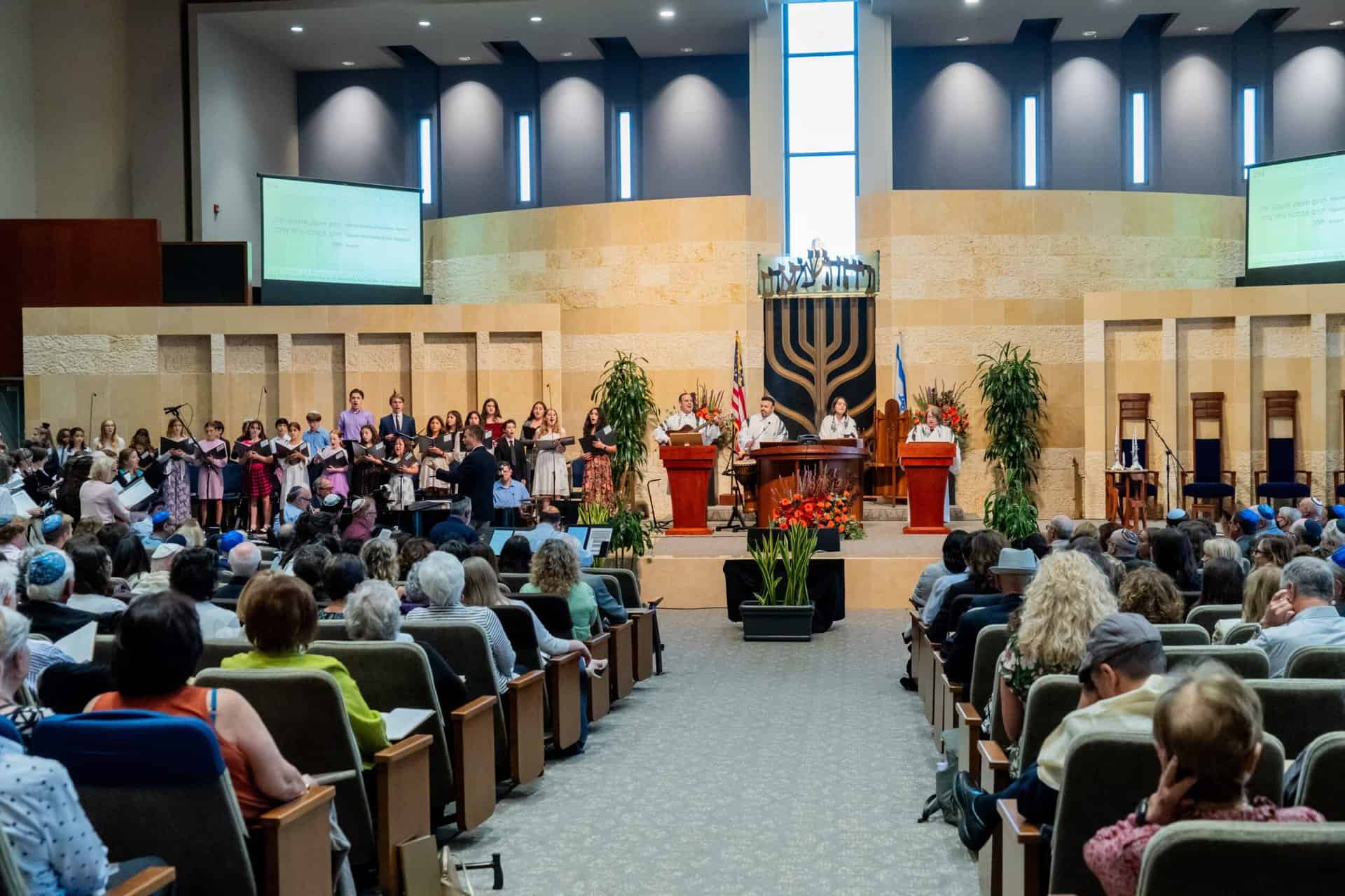 A full sanctuary during High Holy Days services
